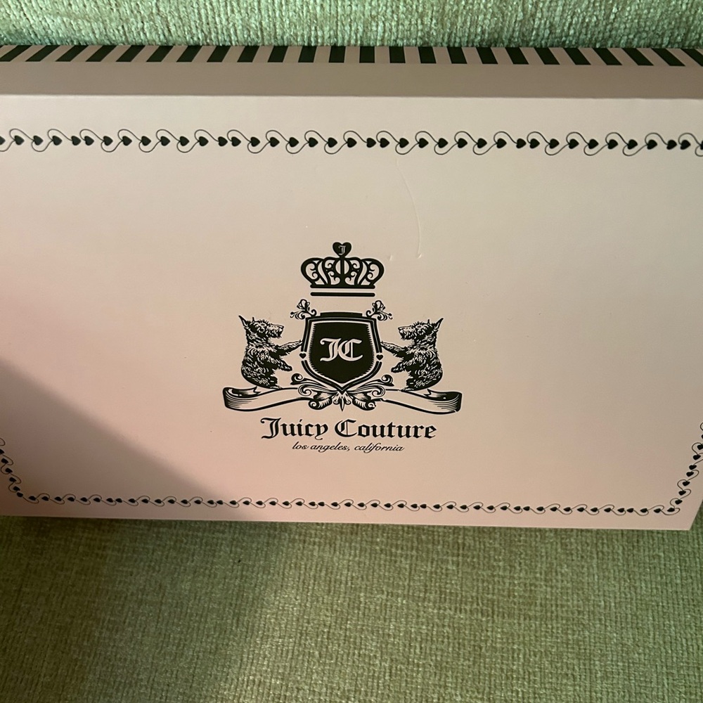 Gorgeous, juicy couture 3 pc crossbody boxed set🩷 - Picture 4 of 7